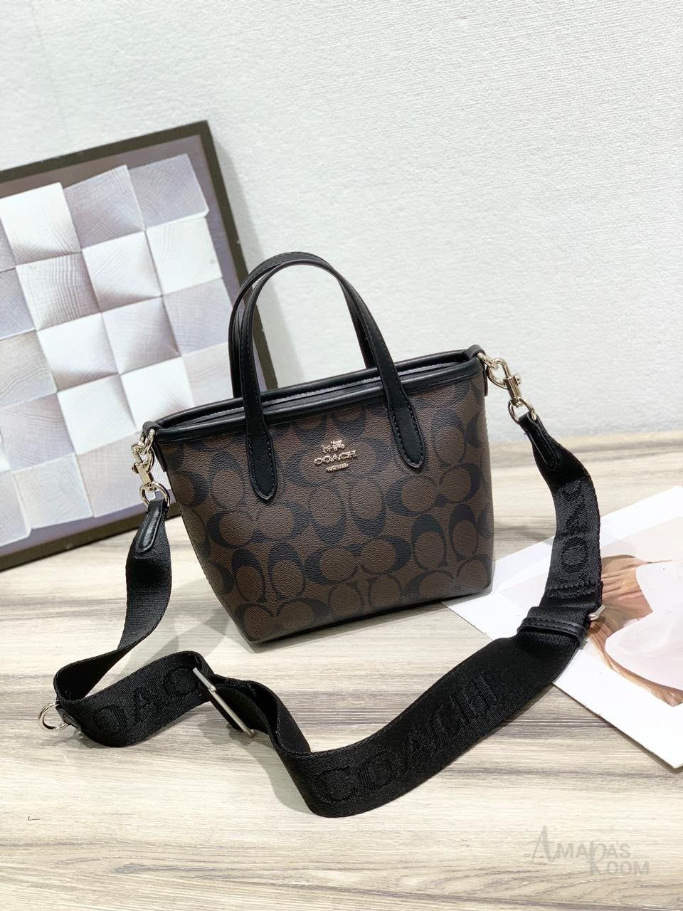 Coach Bag City Mini Tote in Signature Canvas Black – product view