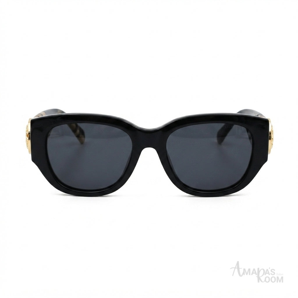 Burberry Sunglasses BE4467U Black - View 1