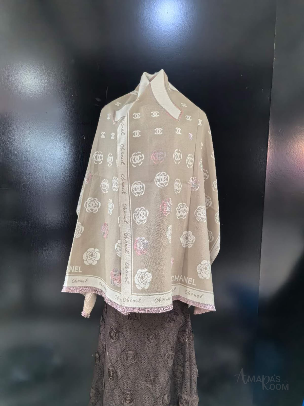 Chanel | Scarf CC Monogram Cream - View 5