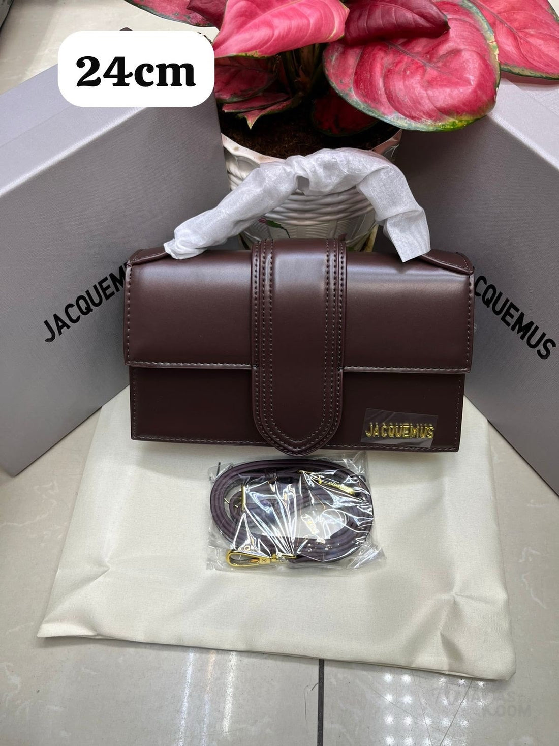 Jacquemus Bag Le Grand Bambino Flap – product view