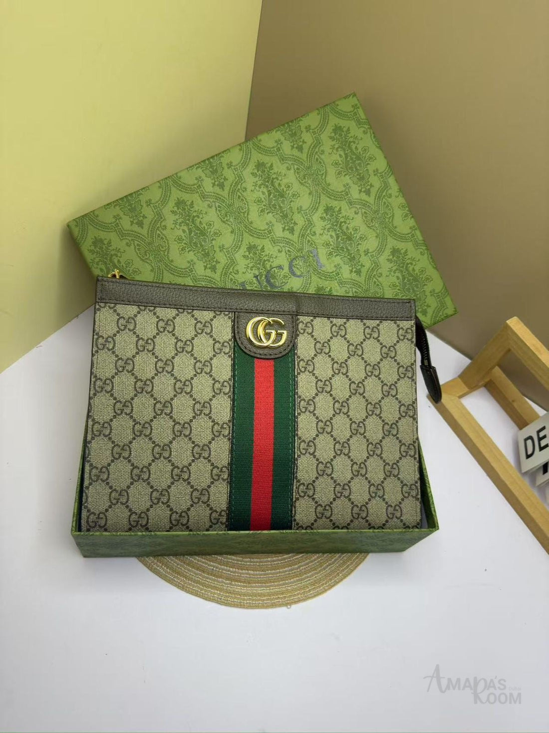 Gucci Pouch Ophidia Pouch in GG Supreme Canvas – product view