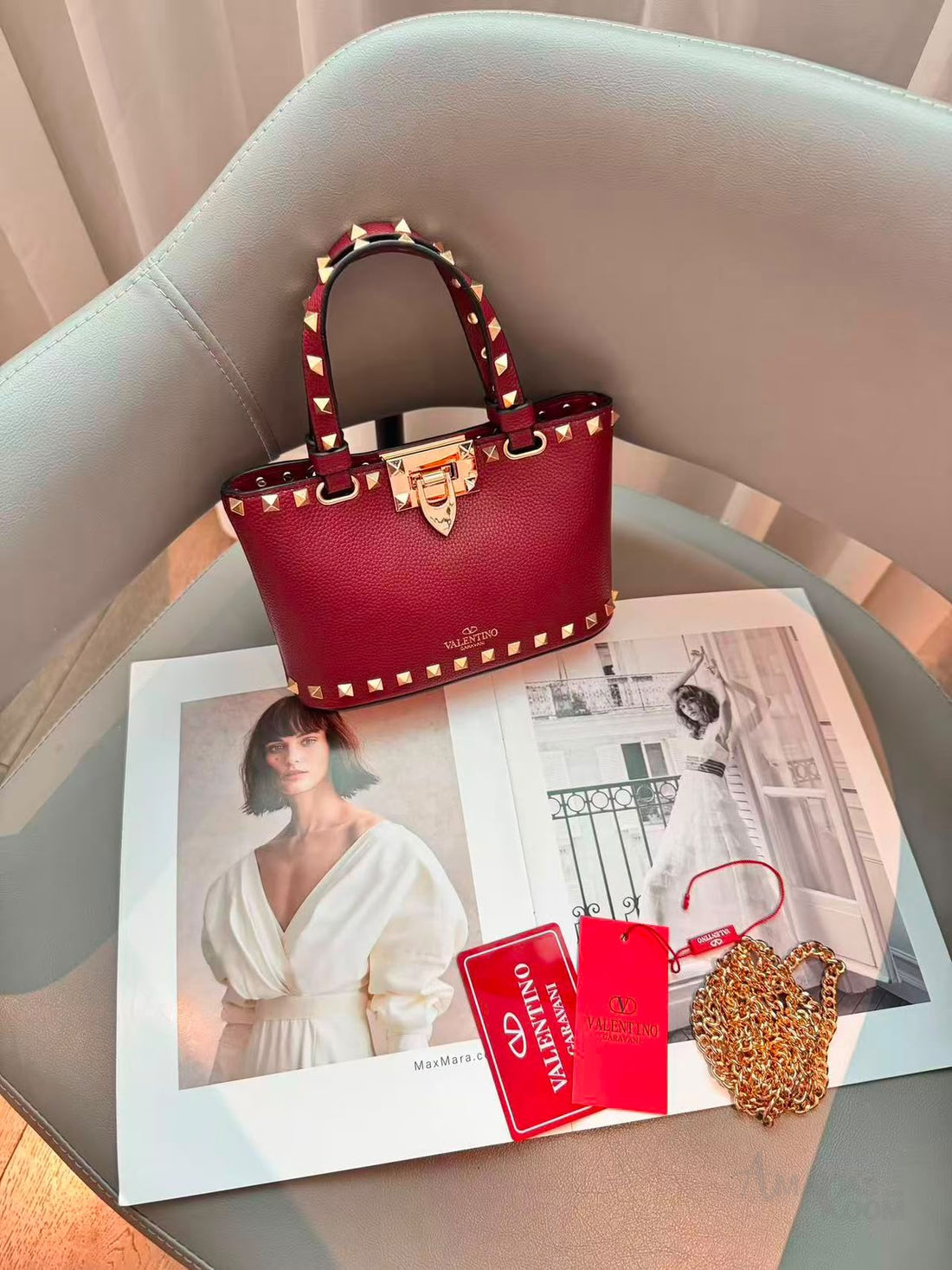 Valentino Bag Garavani Rockstud Mini Grainy Calfskin Red – product view