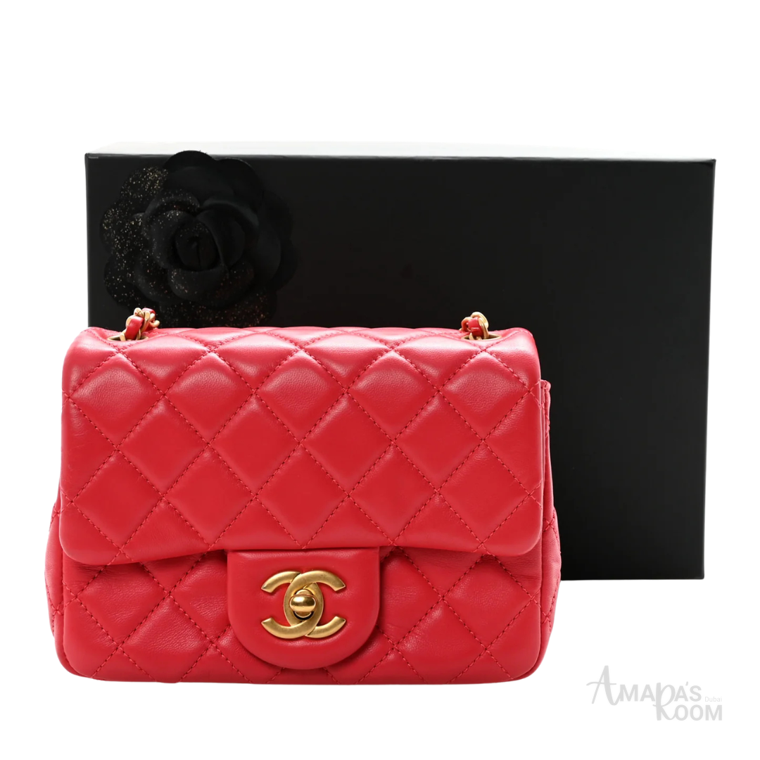 Chanel Mini Pearl Crush Quilted Lambskin Flap Bag – Red - View 2