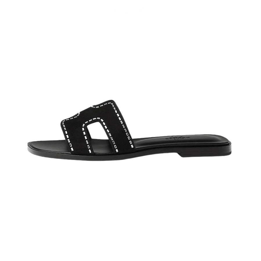 Oran Studded Slides – Black – Amara UAE