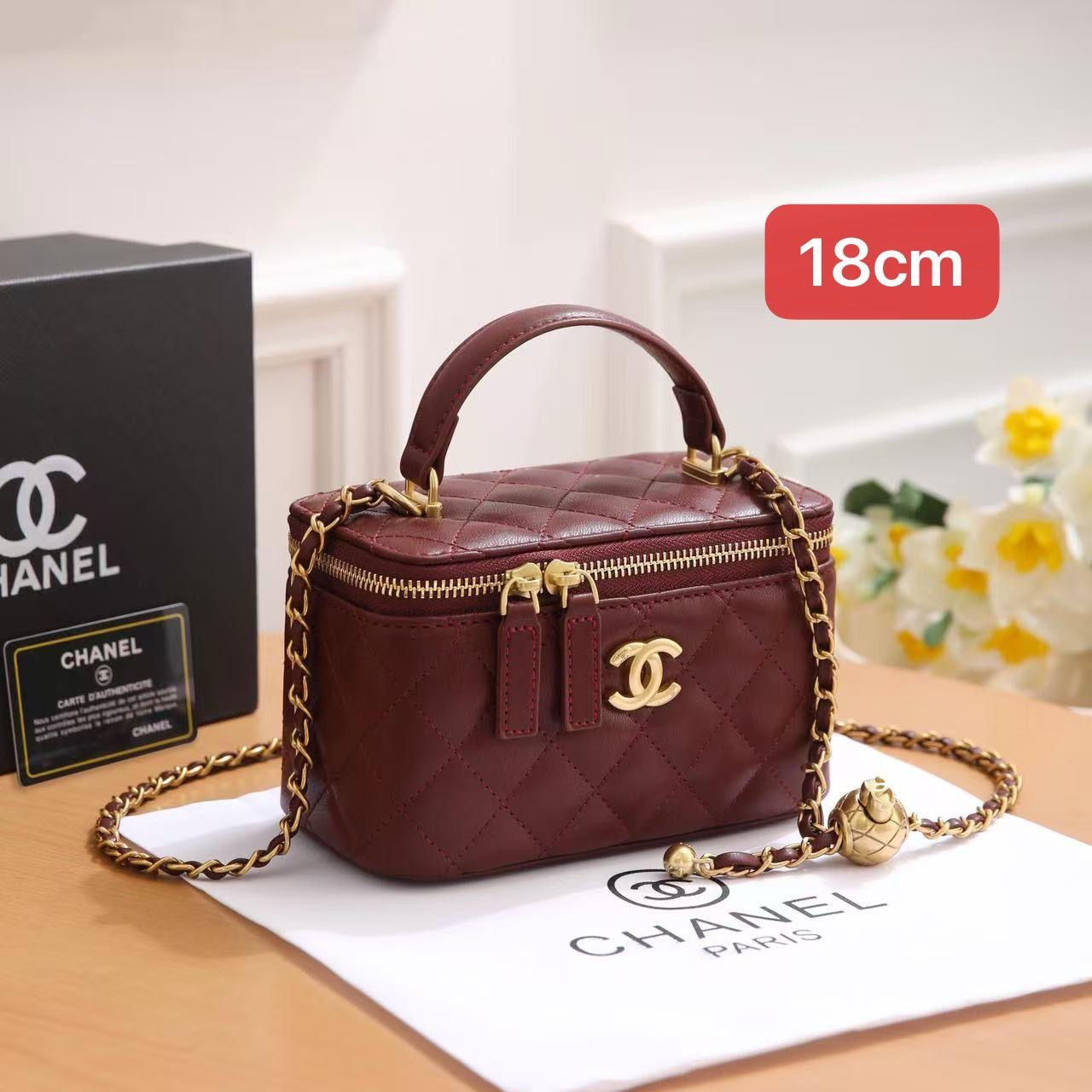 Chanel Top Handle Vanity Case – Burgundy - View 5