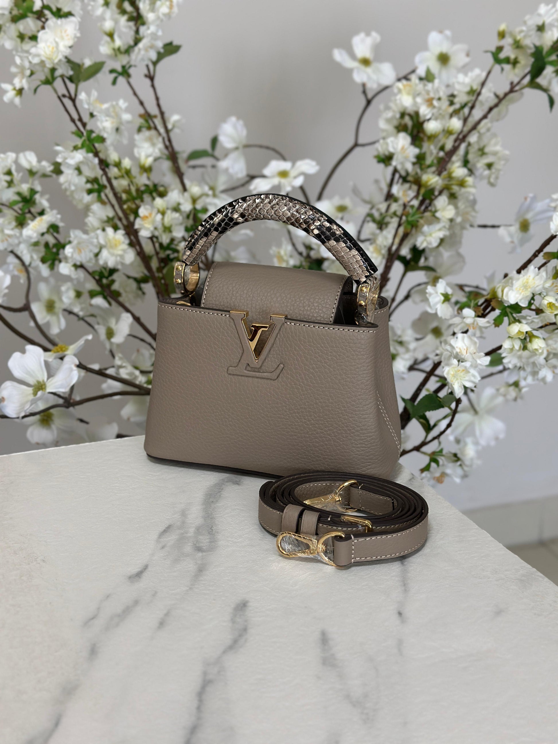 Luxury Item | Supertop 117