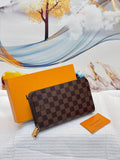 Louis Vuitton Checkerboard Pattern Bag - View 4
