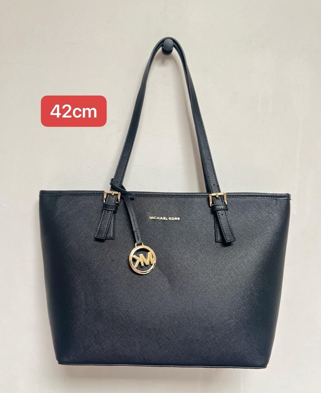 Michael Kors Jet Set Travel Tote – Black - View 5