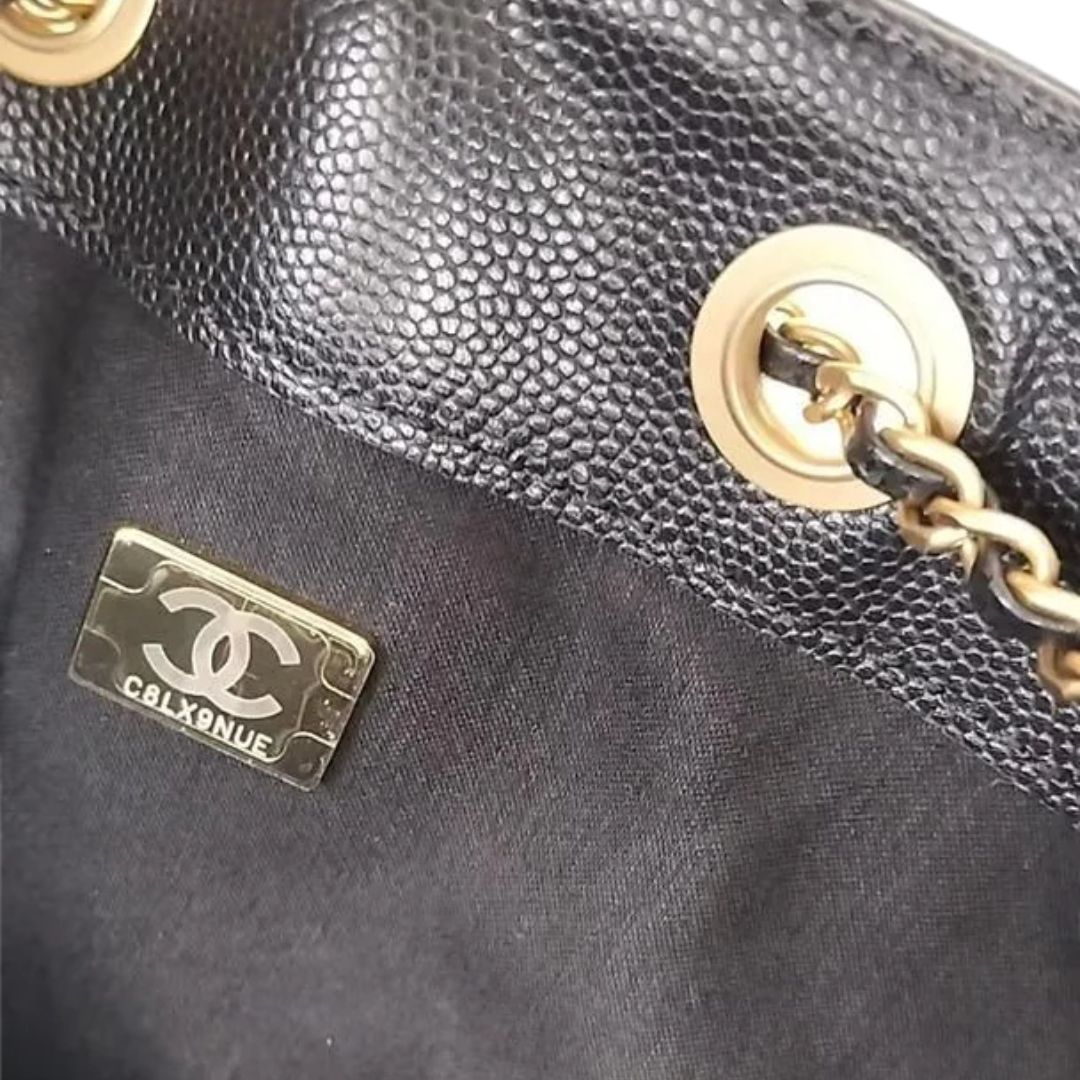 Chanel 25 Quilted Leather Handbag – Black - View 3