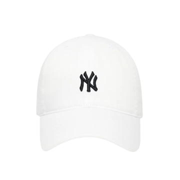 Rookie Cap | Unstructured New York Yankees Ball White - View 1