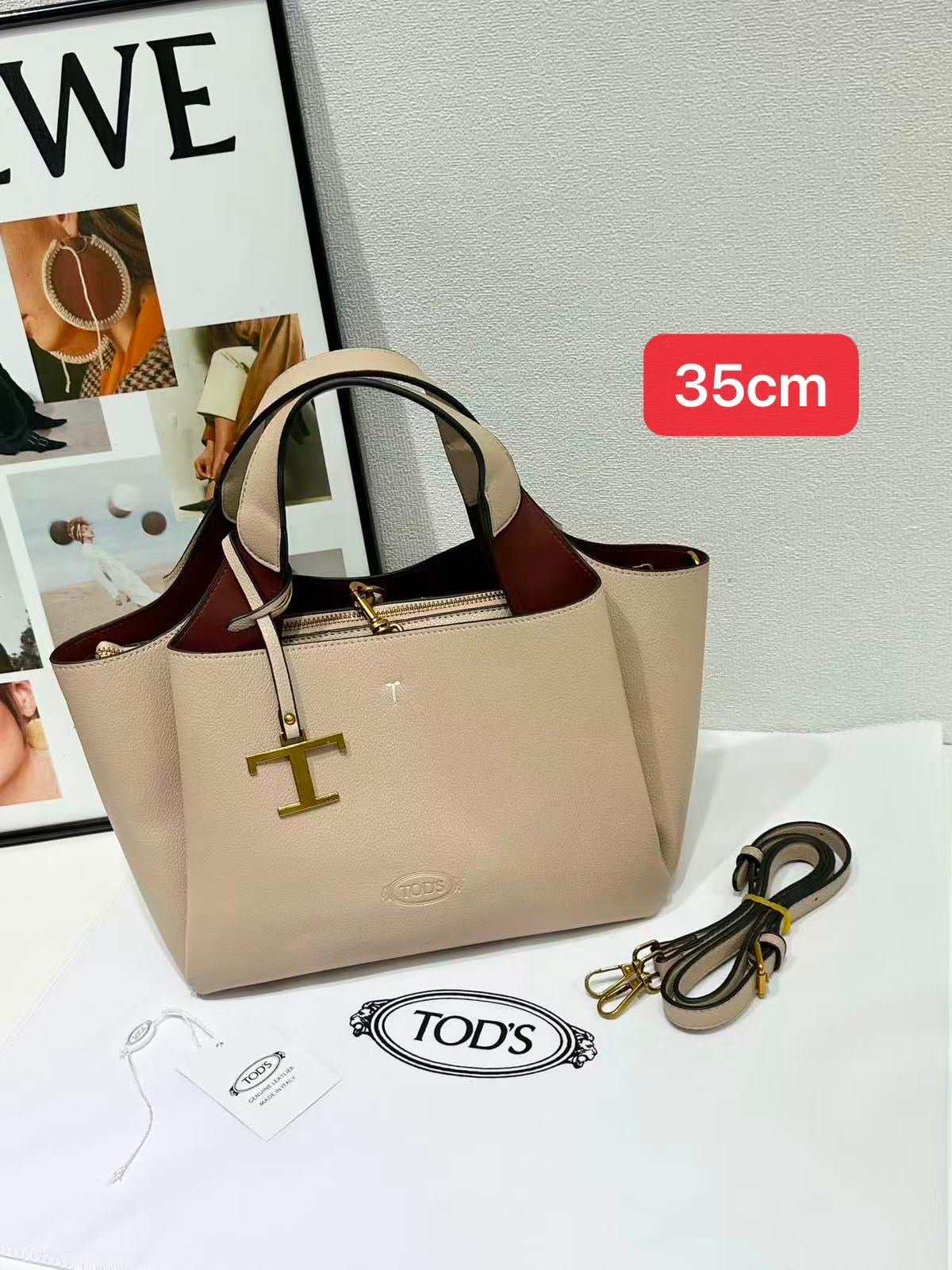 Tod's Logo Charm Tote Bag – Light Beige - View 4