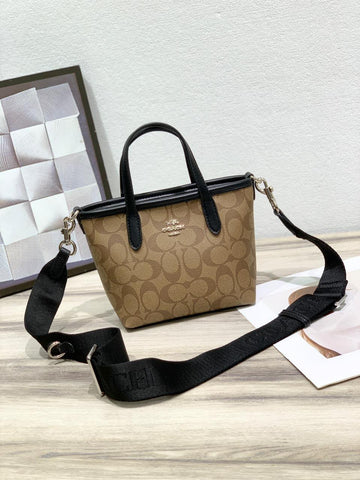 Coach Bag City Mini Tote Signature Canvas Black – product view