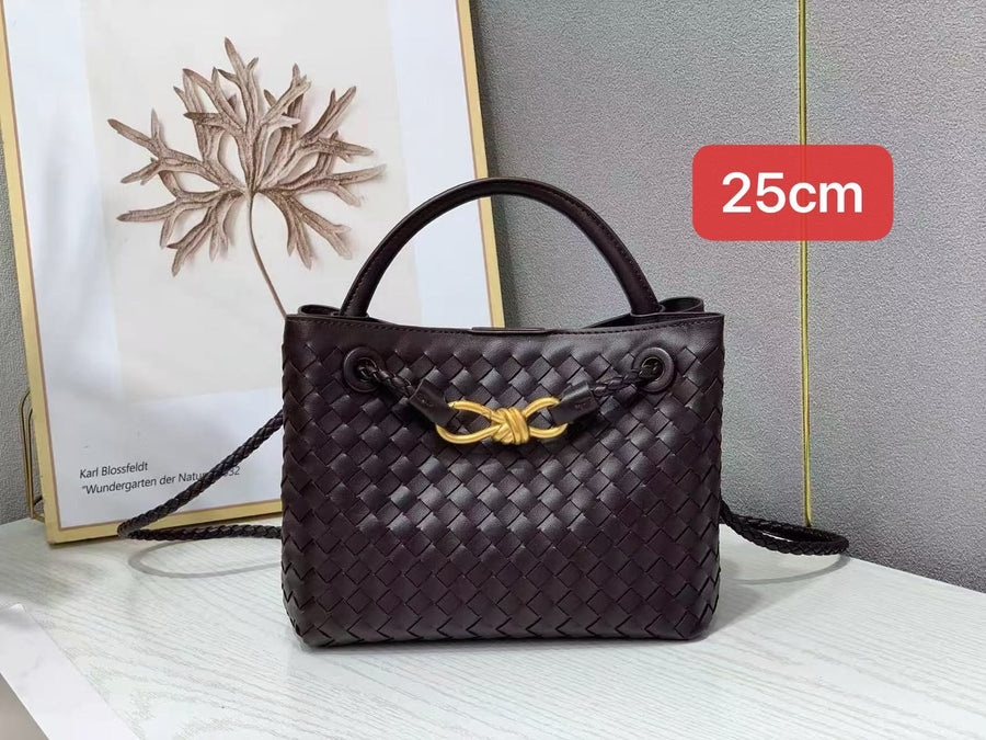 Bottega Veneta Bag Andiamo Dark Brown – product view