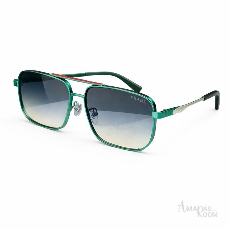 نظارات PRADA | نظارات شمسية بإطار مربع مميز