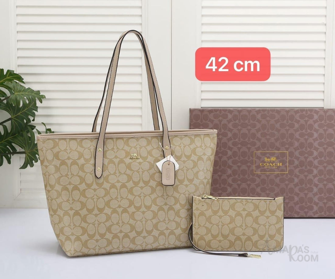 Coach Bag City Tote Bag in Signature Canvas – product view