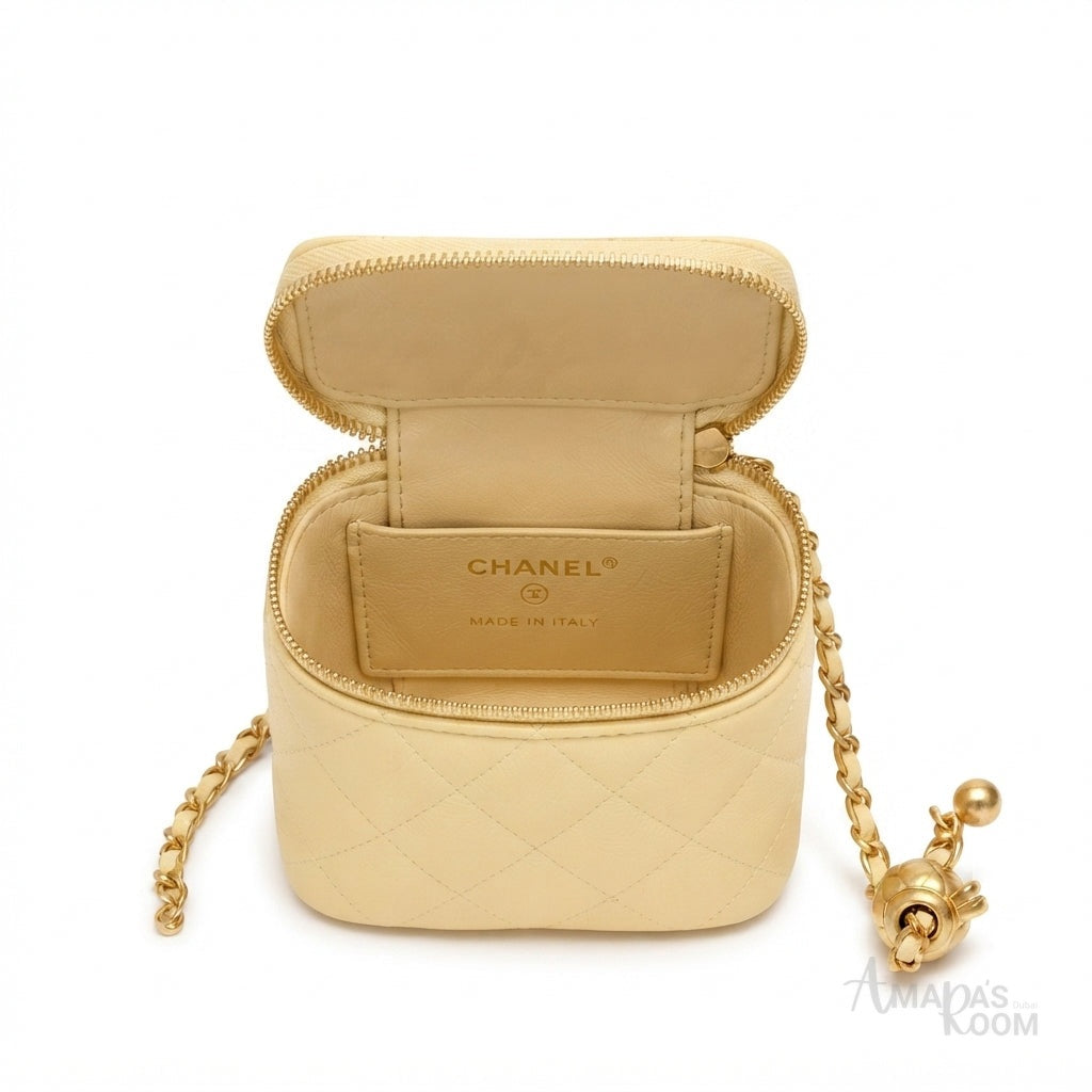 Chanel Mini Vanity Bag – Pastel Yellow - View 2