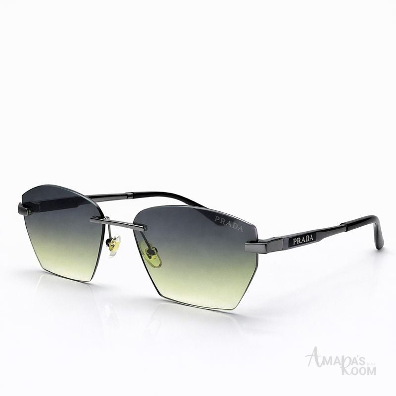 نظارات PRADA | نظارات شمسية جريئة عيون القط