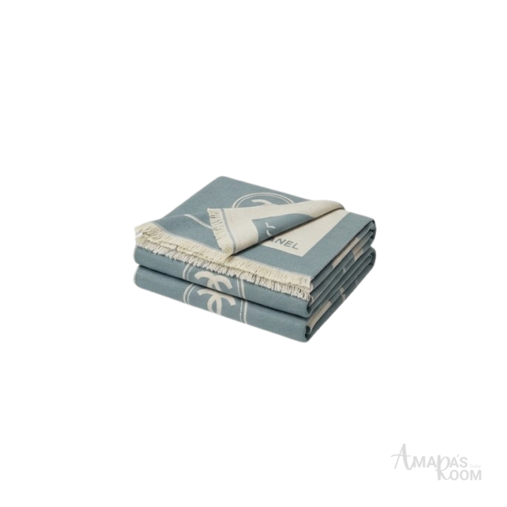 Chanel | Scarf CC 31 Sage Green - View 4