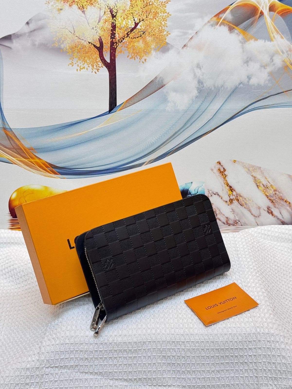 Louis Vuitton Zip-Around Wallet – Black - View 4